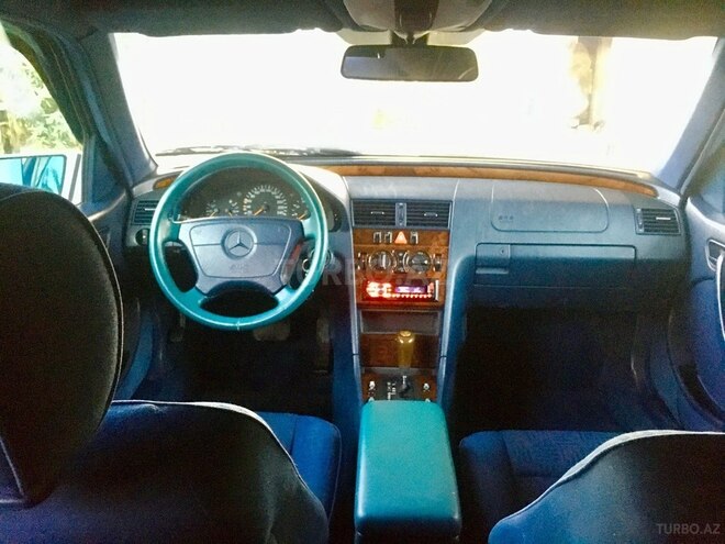 Mercedes C 240 1997, 310,000 km - 2.4 л - Şabran