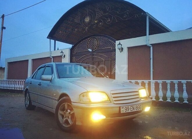 Mercedes C 240 1997, 310,000 km - 2.4 л - Şabran