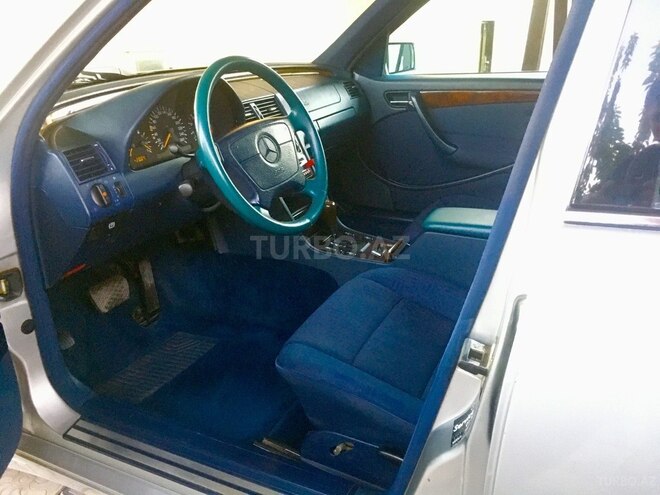 Mercedes C 240 1997, 310,000 km - 2.4 л - Şabran