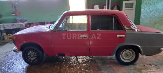 LADA (VAZ) 21011 1983, 300,000 km - 1.5 л - Quba