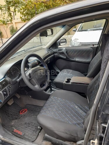 Opel Astra 1997, 212,000 km - 1.8 l - Bakı