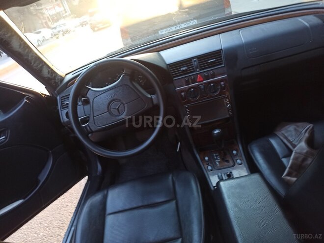 Mercedes C 230 1999, 280,000 km - 2.3 л - Bakı
