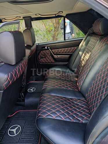 Mercedes 190 1991, 420,000 km - 2.0 l - Masallı