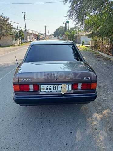 Mercedes 190 1991, 420,000 km - 2.0 l - Masallı
