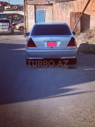 Mercedes C 220 2000, 380,000 km - 2.2 л - Bakı