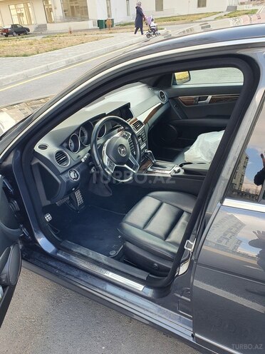 Mercedes C 250 2014, 130,000 km - 1.8 l - Gəncə