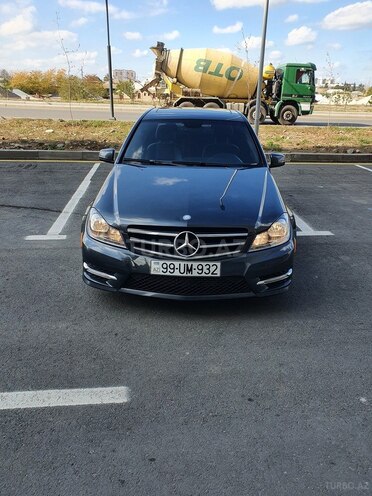 Mercedes C 250 2014, 130,000 km - 1.8 l - Gəncə