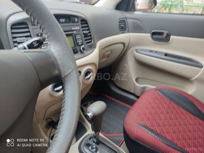 Hyundai Accent 2009, 240,000 km - 1.6 l - Bakı