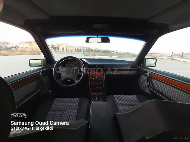 Mercedes E 300 1995, 456,238 km - 3.0 l - Bakı