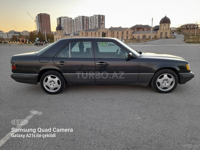 Mercedes E 300 1995, 456,238 km - 3.0 l - Bakı