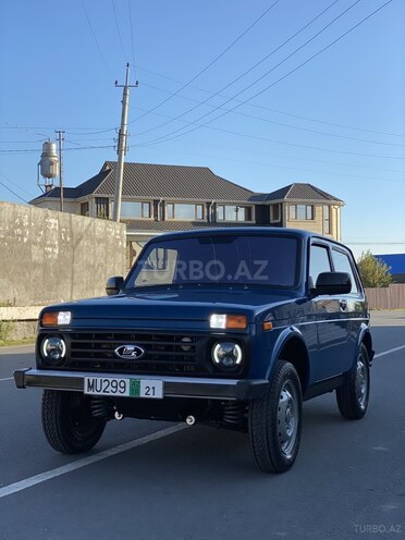 LADA (VAZ) Niva 2015, 130,000 km - 1.7 л - Zaqatala