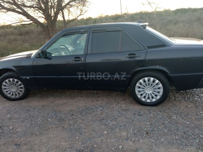 Mercedes 190 1988, 22,360 km - 2.0 l - Neftçala