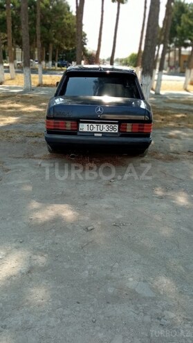 Mercedes 190 1988, 22,360 km - 2.0 l - Neftçala