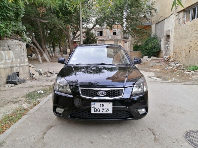 Kia Rio 2009, 260,001 km - 1.4 л - Bakı