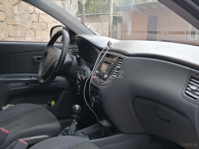 Kia Rio 2009, 260,001 km - 1.4 л - Bakı