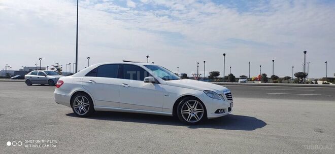 Mercedes E 220 2009, 280,000 km - 2.2 l - Bakı