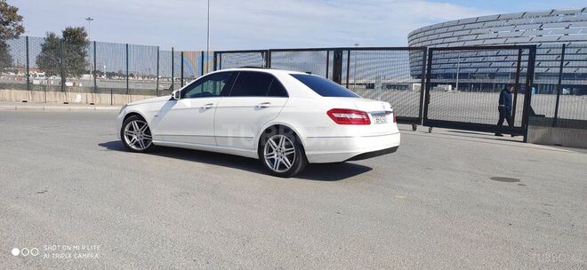 Mercedes E 220 2009, 280,000 km - 2.2 l - Bakı