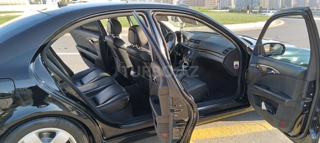 Mercedes E 220 2006, 292,000 km - 2.2 l - Bakı
