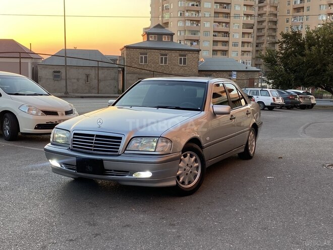 Mercedes C 200 1998, 267,865 km - 2.0 л - Bakı