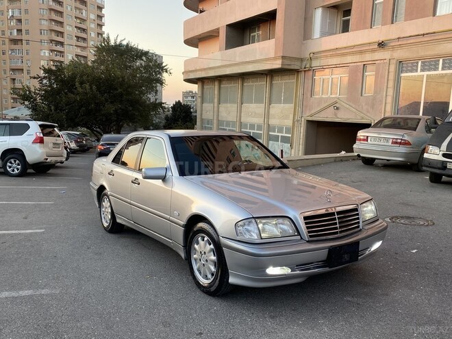 Mercedes C 200 1998, 267,865 km - 2.0 л - Bakı