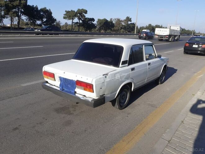 LADA (VAZ) 2107 2004, 135,000 km - 1.6 л - Bakı