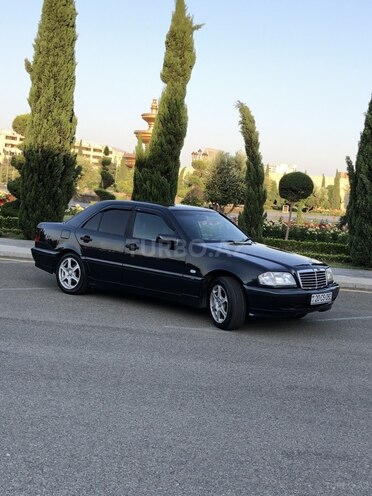 Mercedes C 180 1999, 218,655 km - 1.8 l - Gəncə