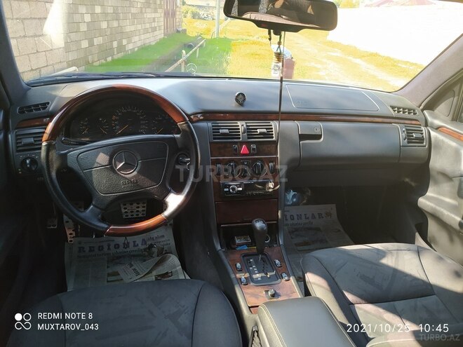 Mercedes E 200 1996, 199,465 km - 2.0 l - Masallı
