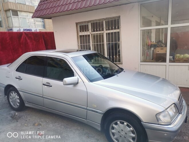 Mercedes C 200 1997, 275,000 km - 2.0 l - Bakı