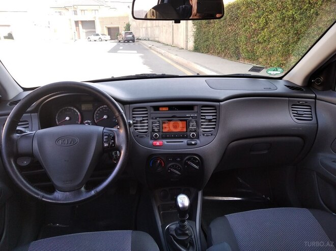 Kia Rio 2009, 130,000 km - 1.4 l - Bakı