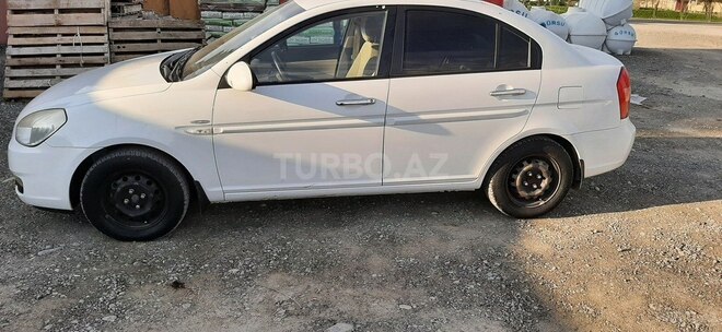 Hyundai Accent 2008, 211,000 km - 1.6 l - Xaçmaz
