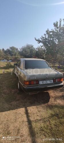 Mercedes 190 1991, 250,000 km - 2.0 л - Cəlilabad