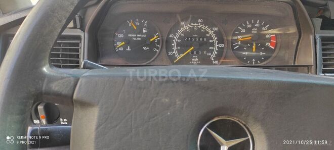 Mercedes 190 1991, 250,000 km - 2.0 л - Cəlilabad