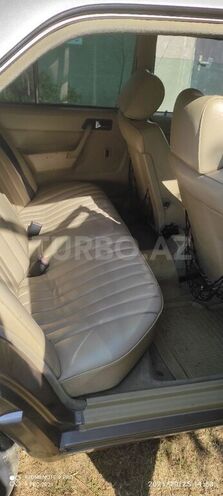 Mercedes 190 1991, 250,000 km - 2.0 л - Cəlilabad