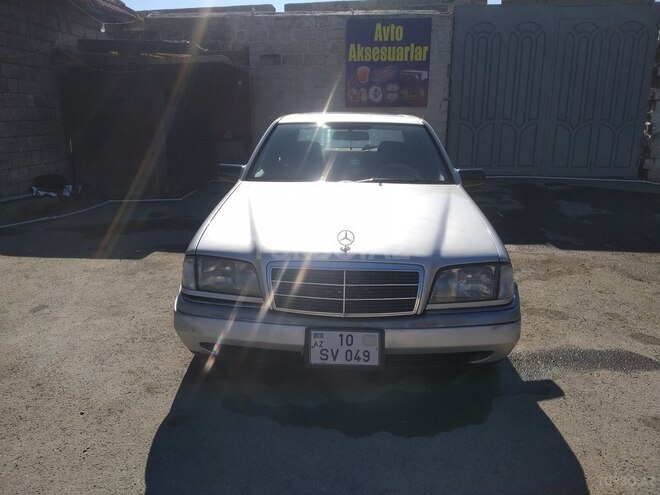 Mercedes C 180 1993, 331,400 km - 1.8 л - Bakı
