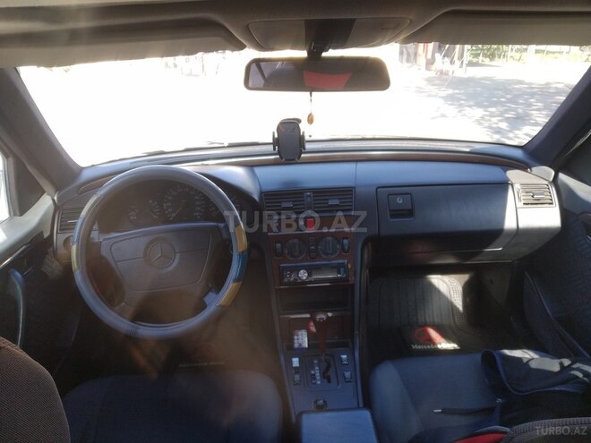 Mercedes C 180 1993, 331,400 km - 1.8 л - Bakı