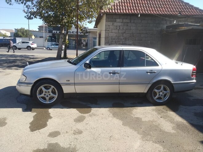 Mercedes C 180 1993, 331,400 km - 1.8 л - Bakı