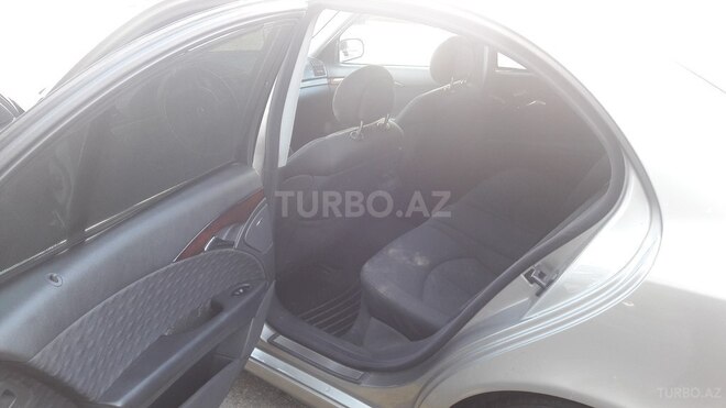 Mercedes E 220 2002, 384,000 km - 2.2 l - Bakı