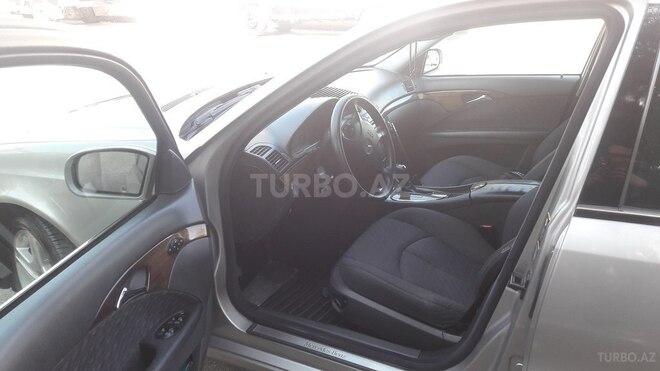 Mercedes E 220 2002, 384,000 km - 2.2 l - Bakı