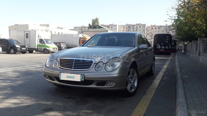 Mercedes E 220 2002, 384,000 km - 2.2 l - Bakı