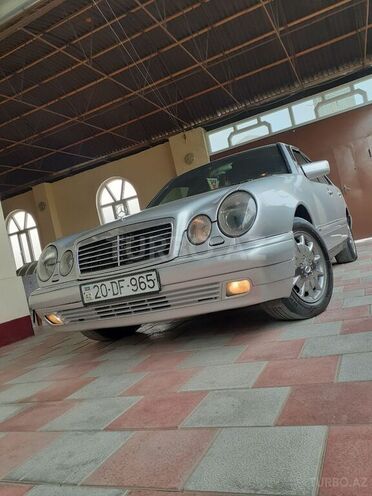 Mercedes E 220 1996, 412,965 km - 2.2 l - Tovuz