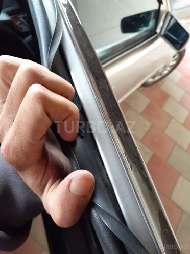 Mercedes E 220 1996, 412,965 km - 2.2 l - Tovuz