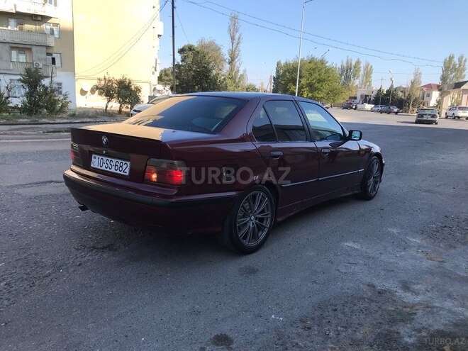 BMW 118 1993, 280,000 km - 1.8 л - Bakı