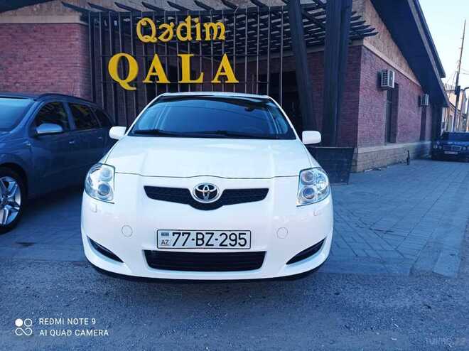 Toyota Auris 2008, 666,000 km - 1.4 l - Bakı