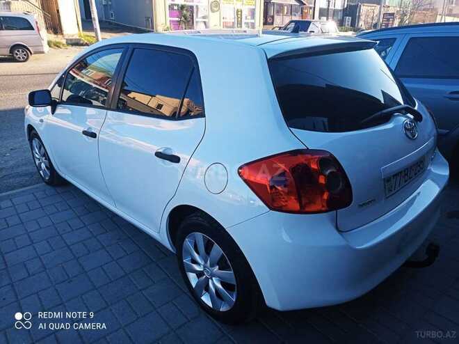 Toyota Auris 2008, 666,000 km - 1.4 l - Bakı