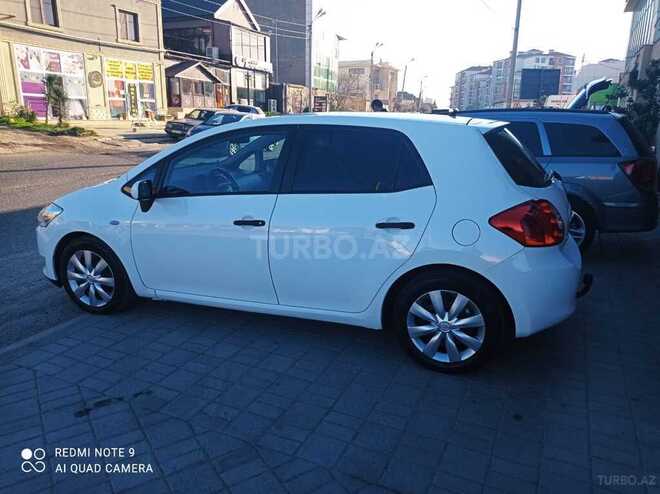 Toyota Auris 2008, 666,000 km - 1.4 l - Bakı