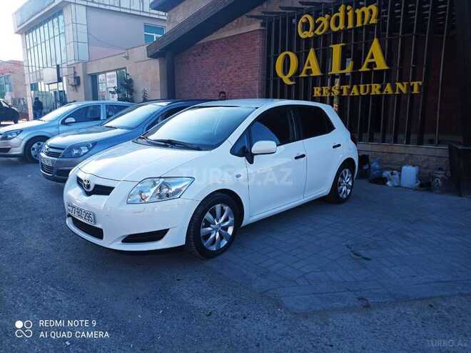 Toyota Auris 2008, 666,000 km - 1.4 l - Bakı