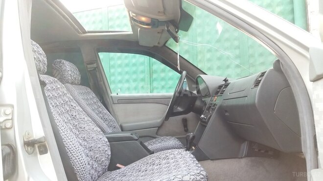 Mercedes C 220 1994, 360,000 km - 2.2 l - Bakı