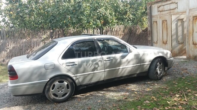Mercedes C 220 1994, 360,000 km - 2.2 l - Bakı