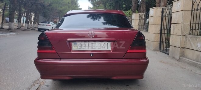 Mercedes C 220 1999, 450,000 km - 2.2 l - Sumqayıt