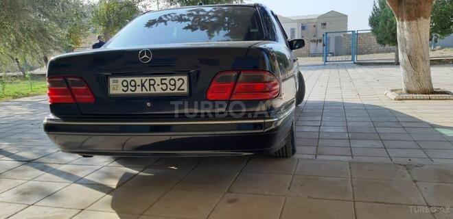 Mercedes E 240 2000, 277,000 km - 2.6 л - Bakı